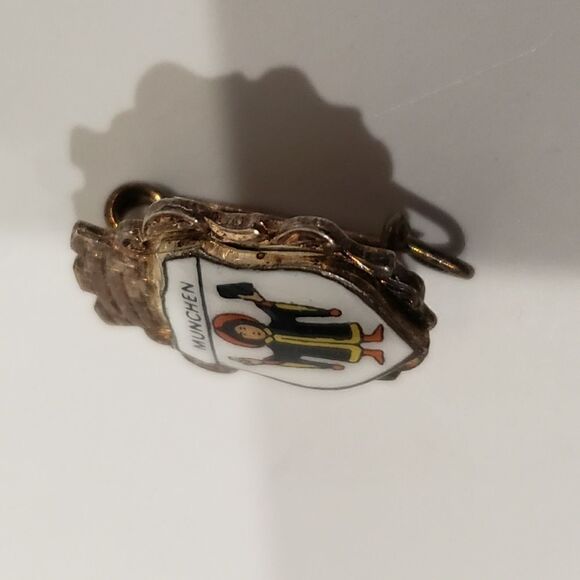 MUNCHEN Germany - blason, coat of arms, old vintage metal pin badge, lapel - Picture 2 of 5